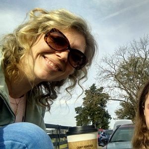 Meet your Posher, Sally